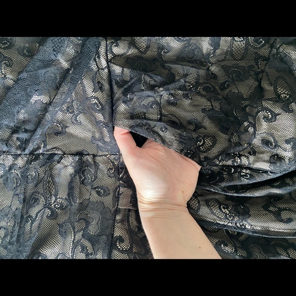 Suzi Shier | Size L Black laced Evening Cocktail Party Prompt Dress - Picture 15 of 15